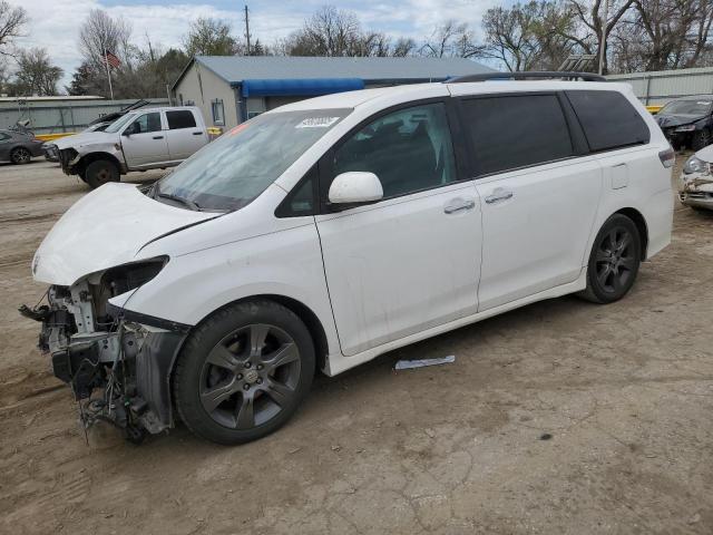  Salvage Toyota Sienna