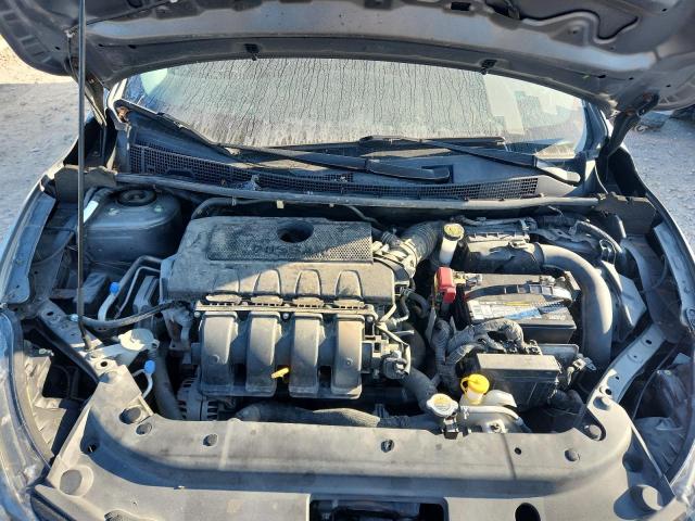 Nissan Sentra S Image 5