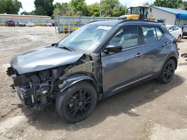  Salvage Nissan Kicks