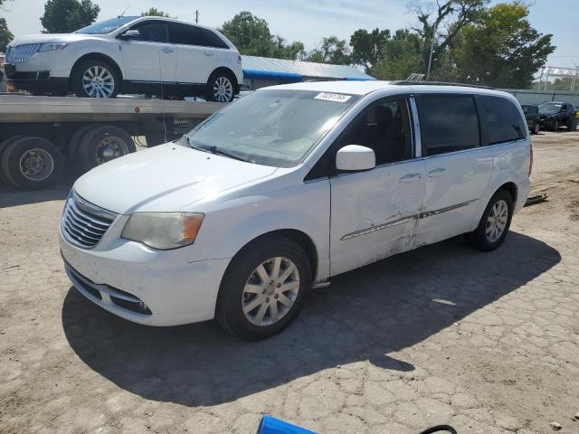  Salvage Chrysler Minivan