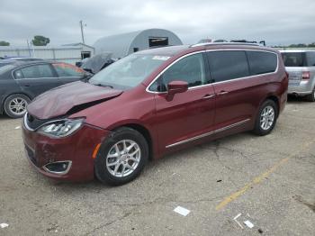  Salvage Chrysler Pacifica
