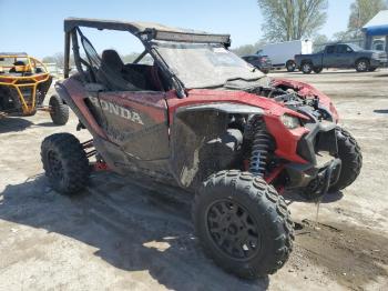  Salvage Honda Sxs1000 S2