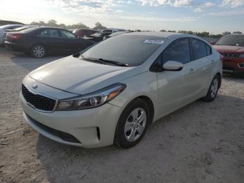  Salvage Kia Forte