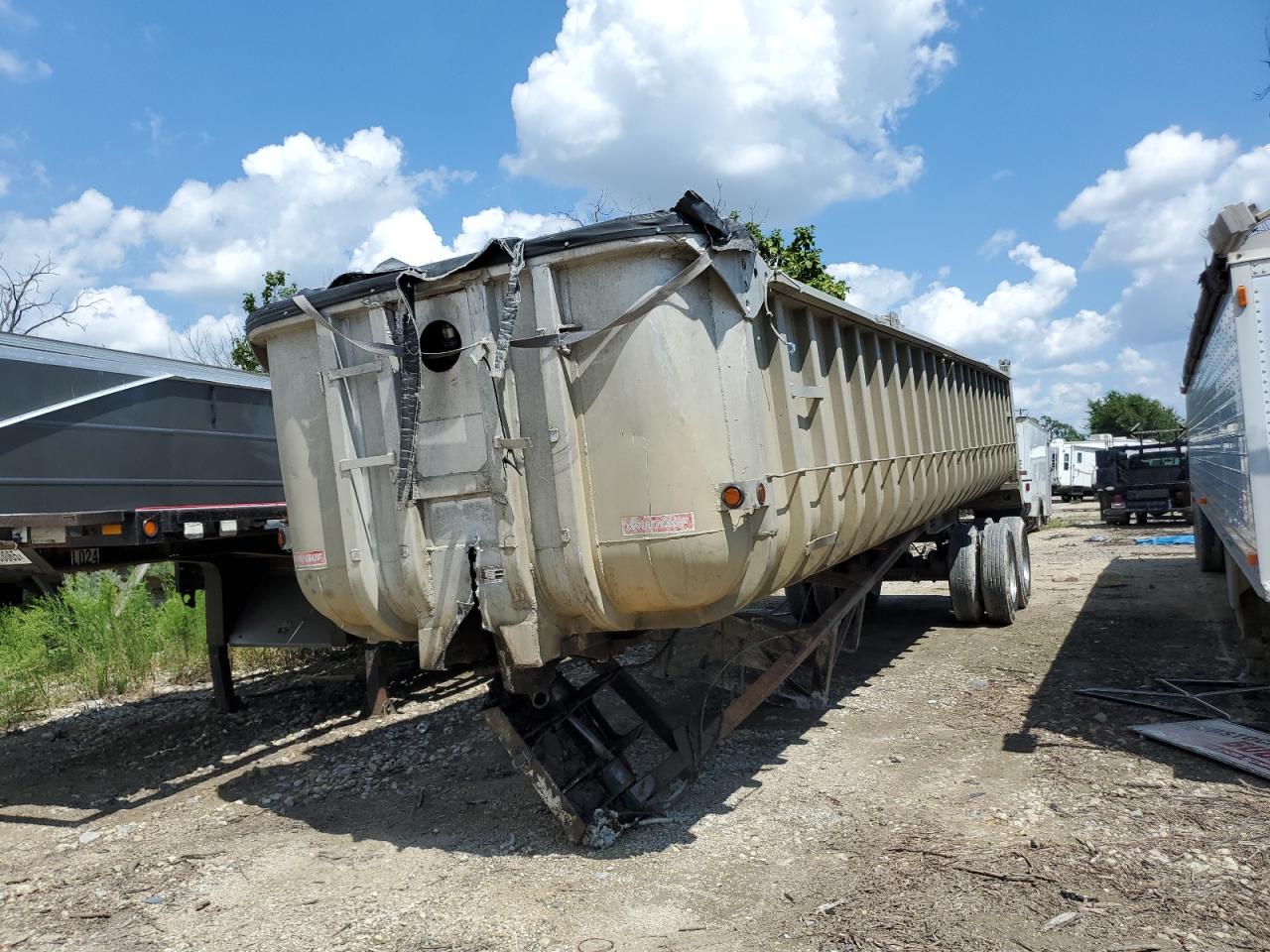 Fruehauf Trailer Image 7