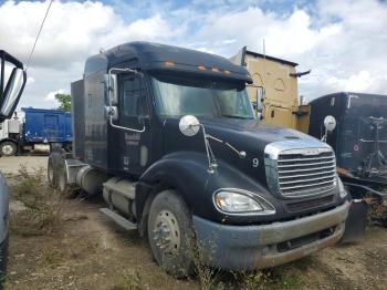 Salvage Freightliner Columbia 1
