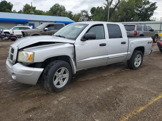  Salvage Dodge Dakota