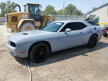  Salvage Dodge Challenger