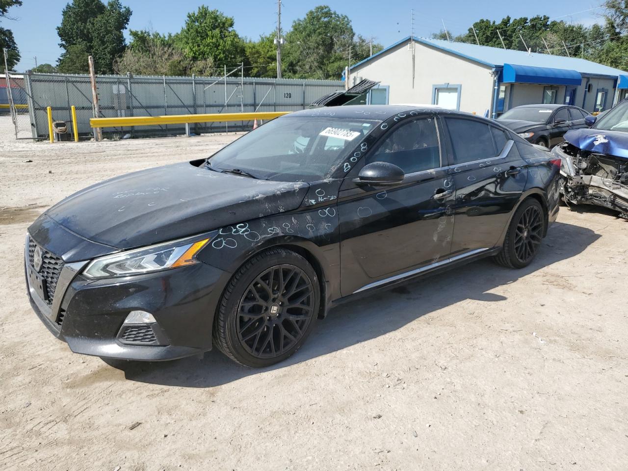 Nissan Altima Sr Image 1