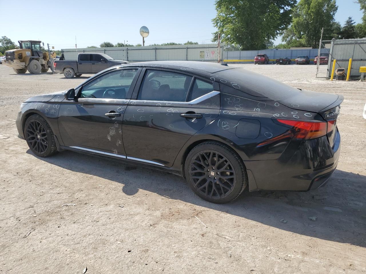 Nissan Altima Sr Image 11