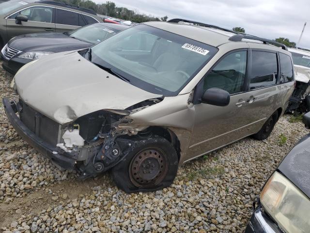  Salvage Toyota Sienna