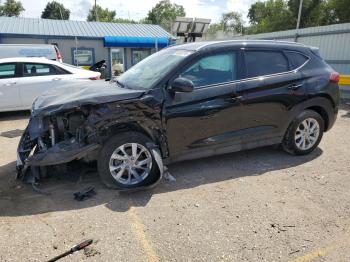  Salvage Hyundai TUCSON
