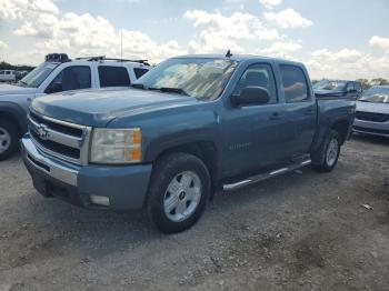  Salvage Chevrolet Silverado K1500 Lt