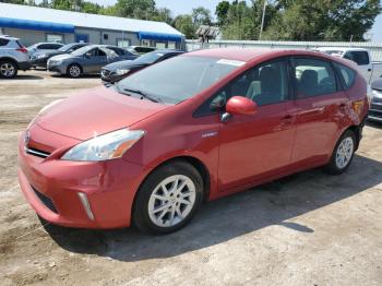 Salvage Toyota Prius