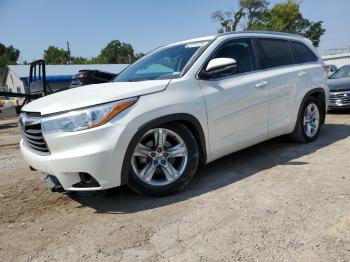  Salvage Toyota Highlander