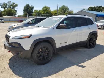  Salvage Jeep Cherokee