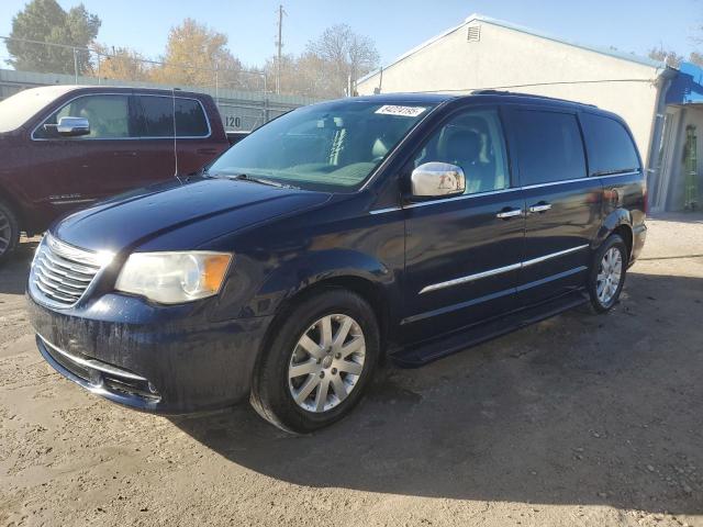  Salvage Chrysler Minivan