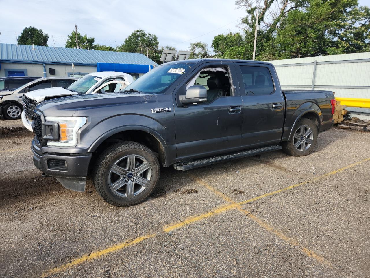 Ford F-150 Supercrew Image 1