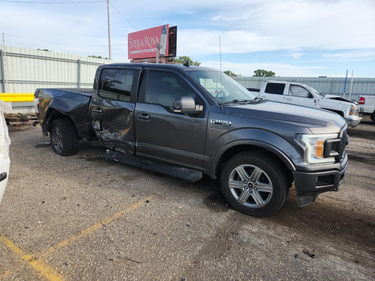 Ford F-150 Supercrew Image 5