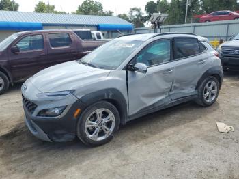  Salvage Hyundai KONA
