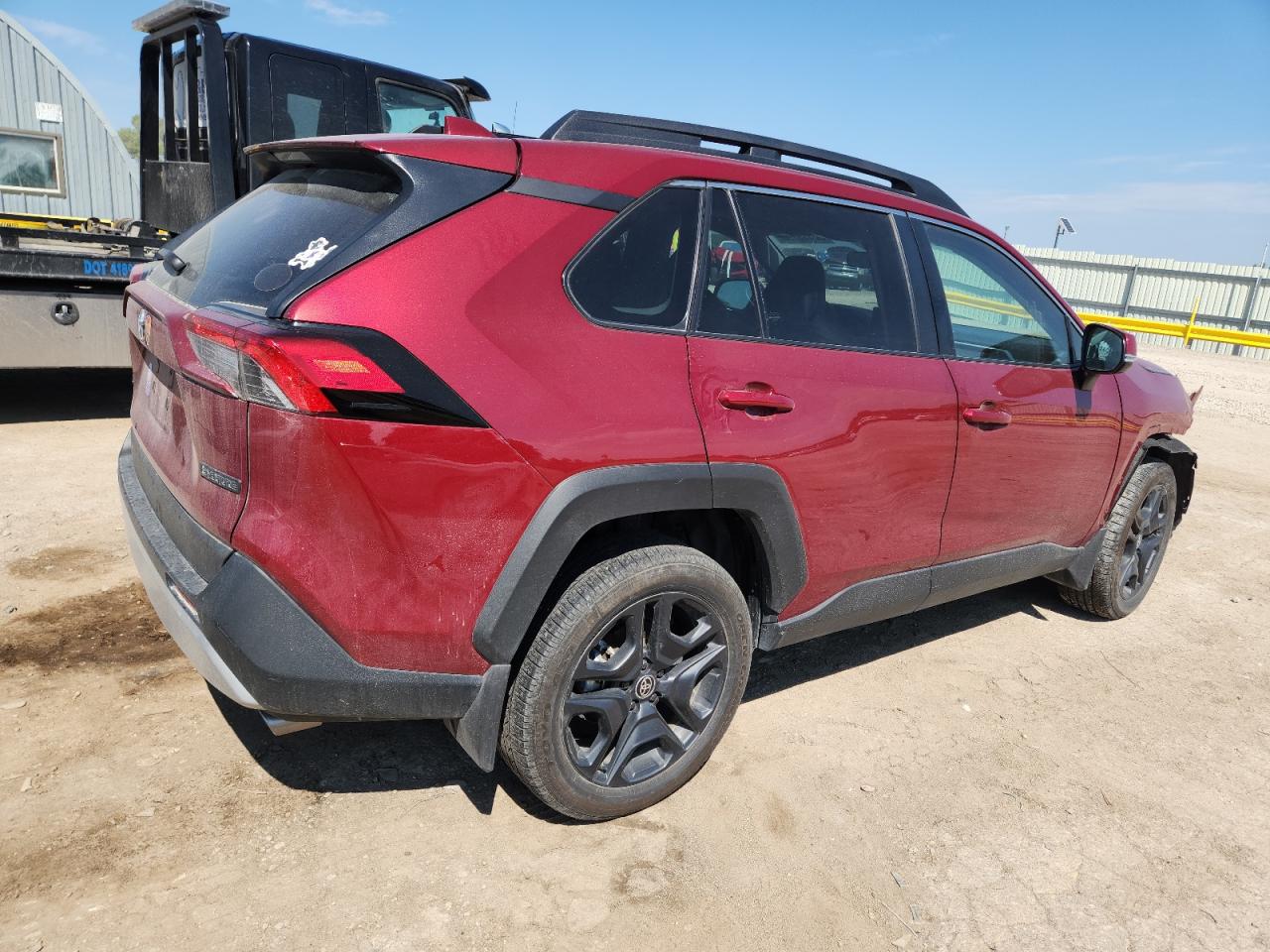Toyota RAV4 Adventure Image 10