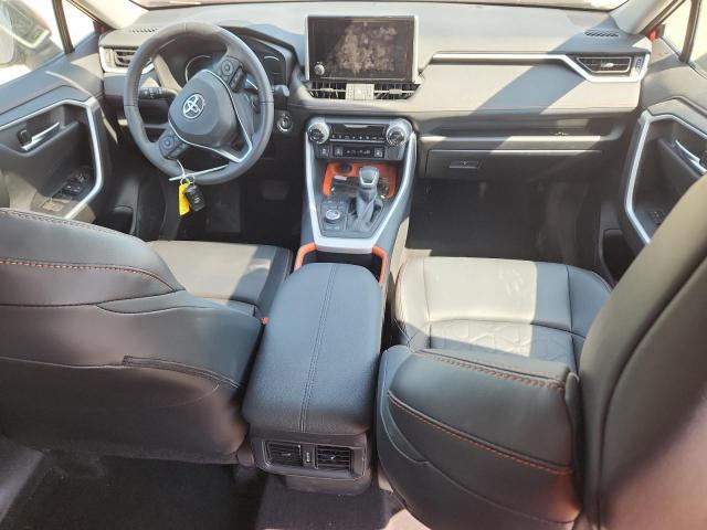 Toyota RAV4 Adventure Image 4