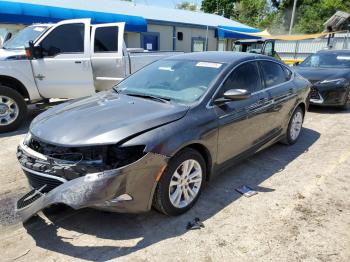  Salvage Chrysler 200