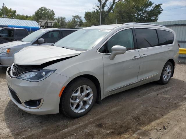  Salvage Chrysler Pacifica