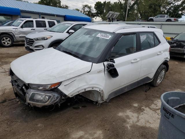  Salvage Hyundai VENUE