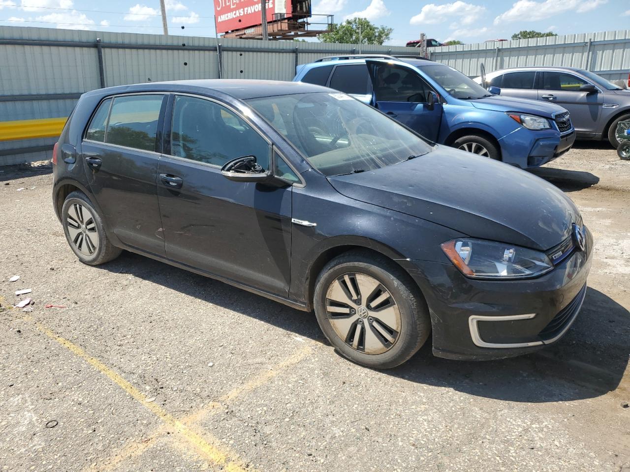 Volkswagen Golf Se Image 4