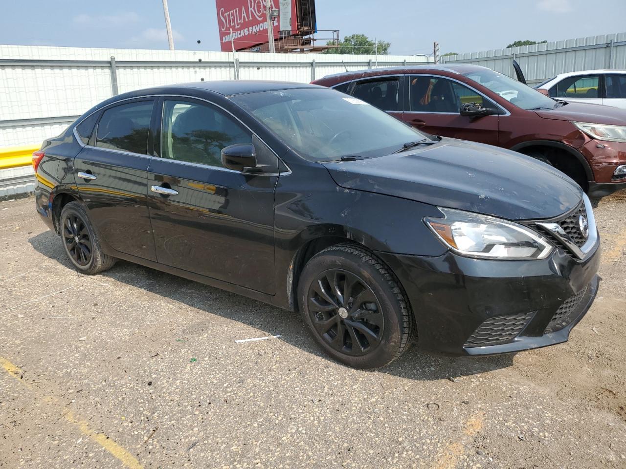 Nissan Sentra S Image 2