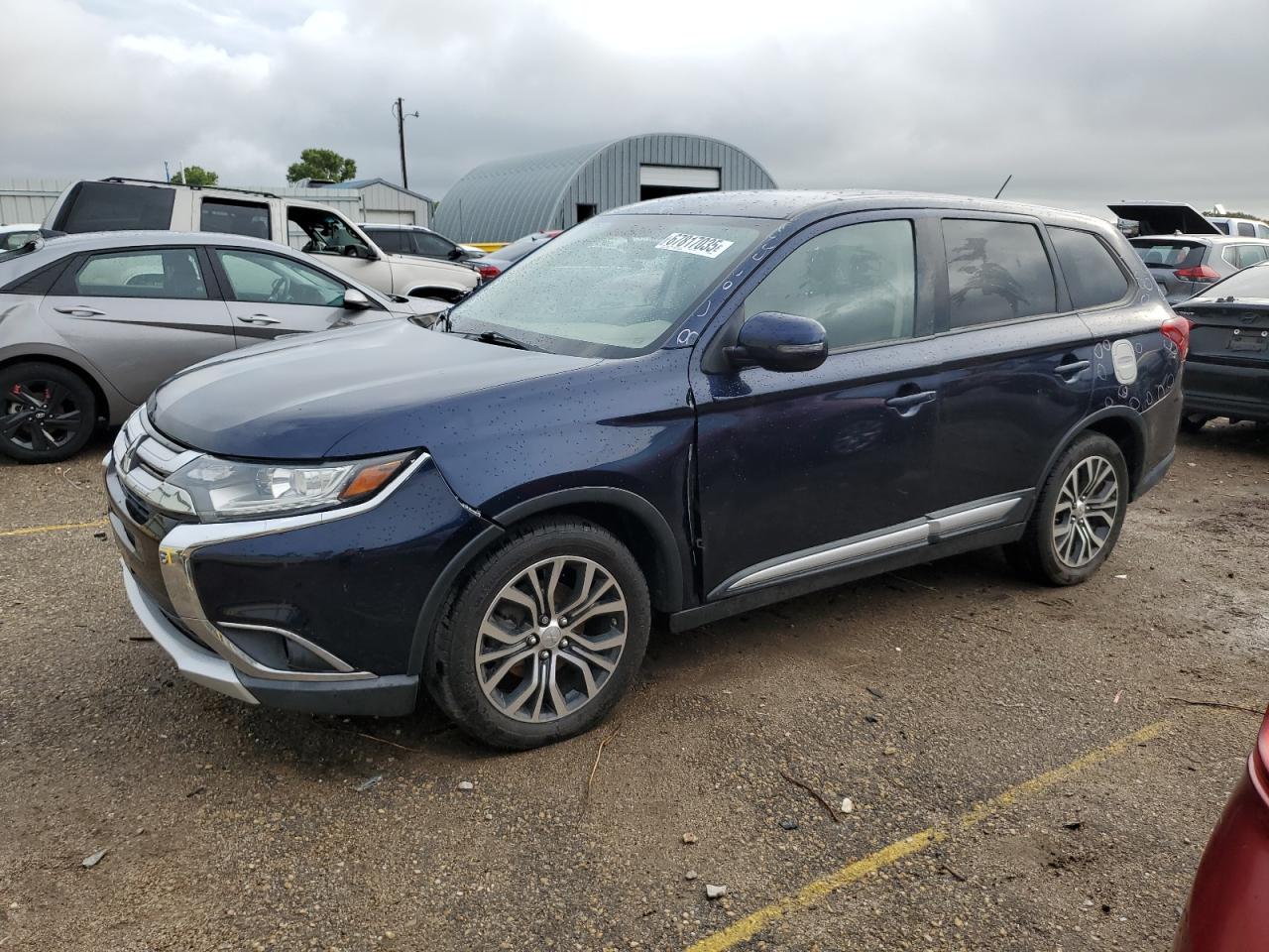 Mitsubishi Outlander Se Image 1