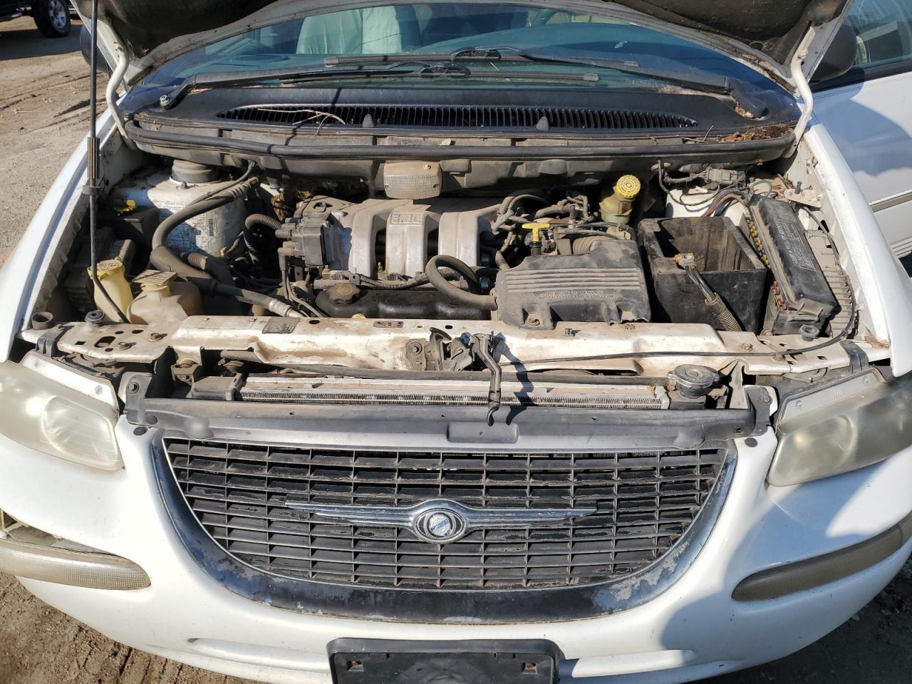 Chrysler Minivan Lxi Image 9