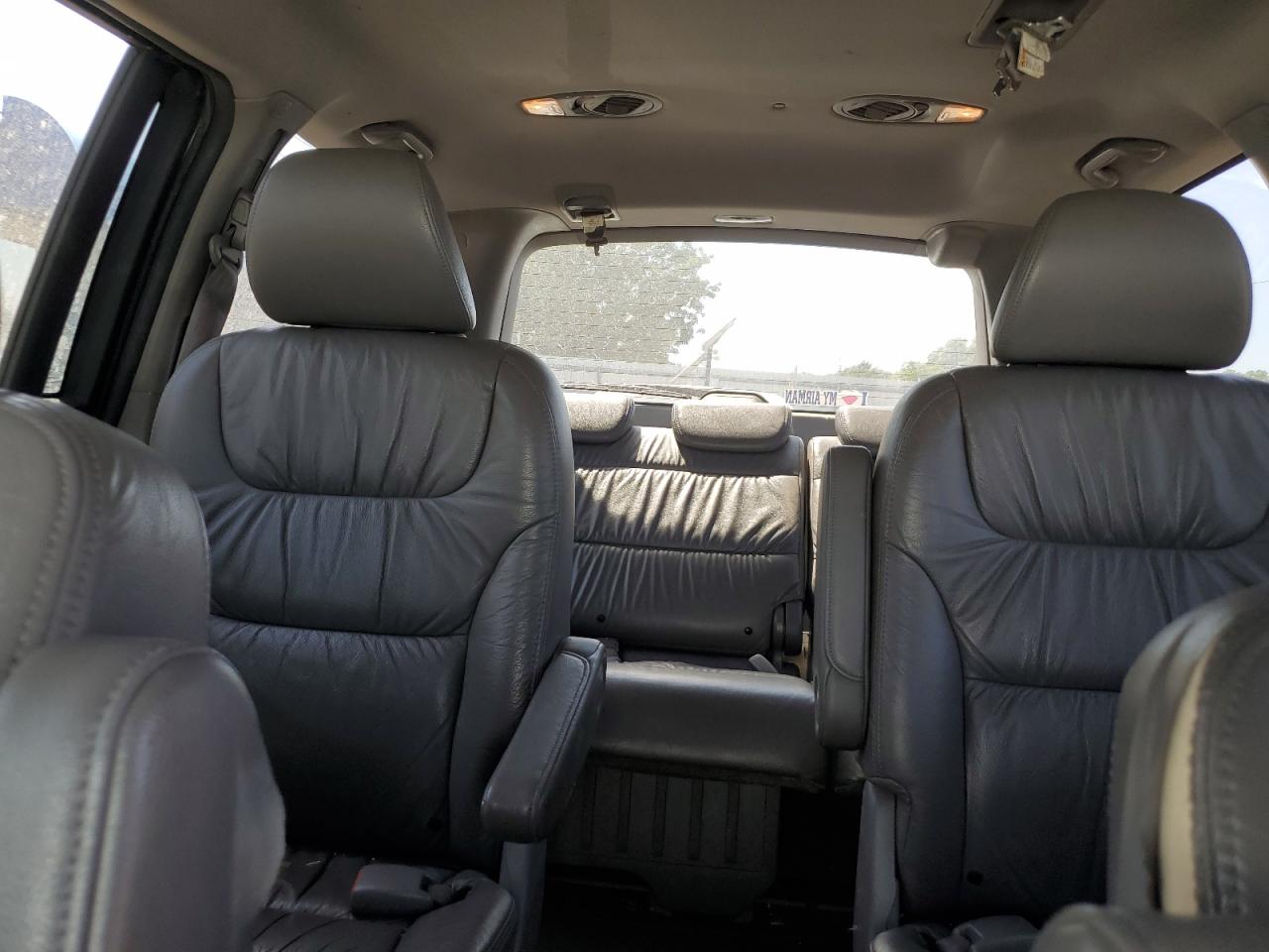 Honda Odyssey Touring Image 7