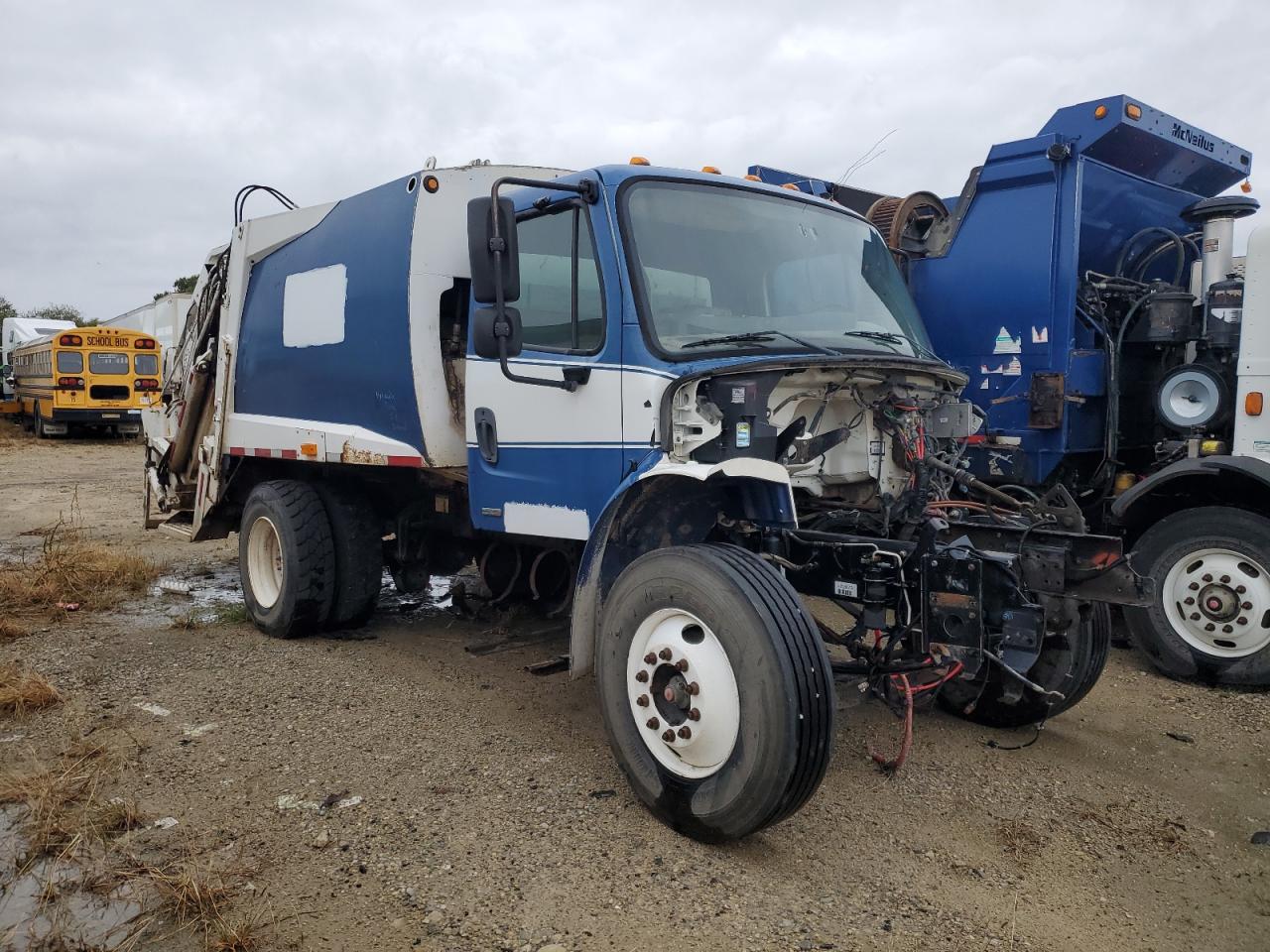 Freightliner M2 106 Med 106 Medium Duty Image 3