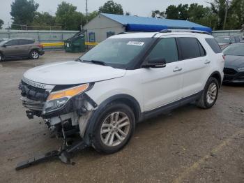  Salvage Ford Explorer