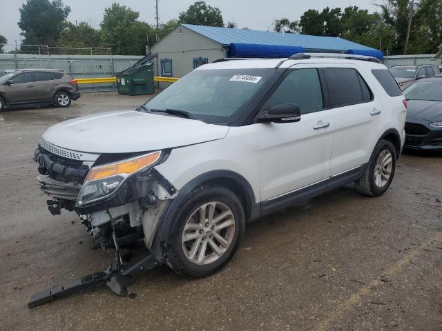 Salvage Ford Explorer