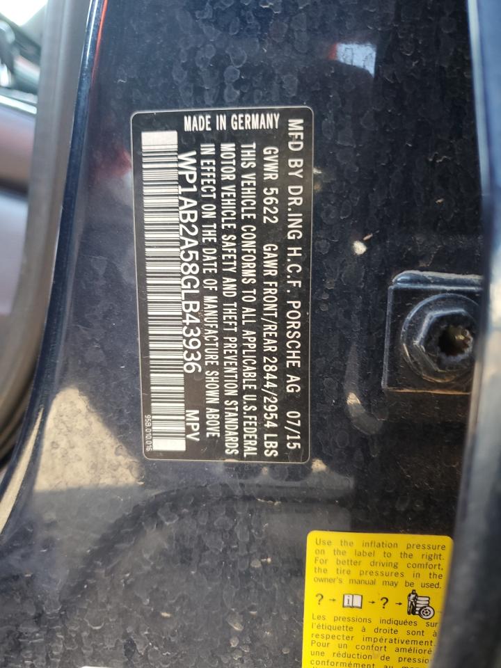 Porsche Macan S Image 13