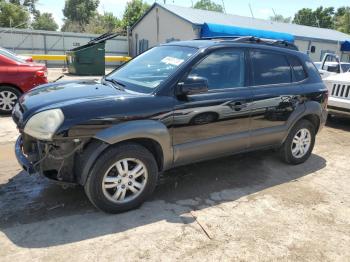 Salvage Hyundai TUCSON