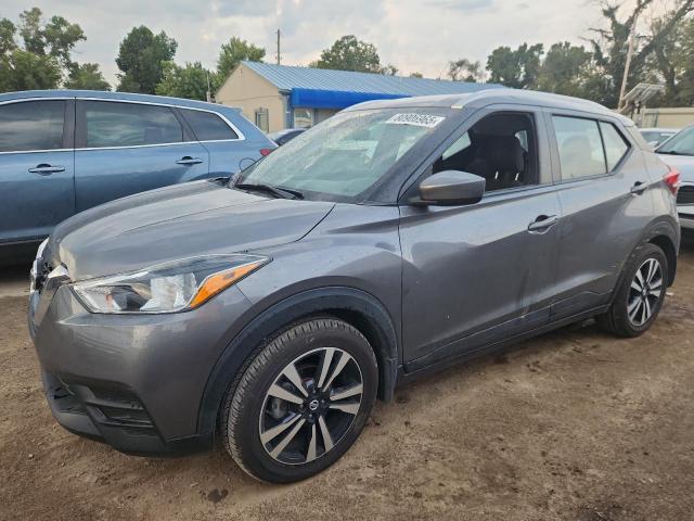  Salvage Nissan Kicks