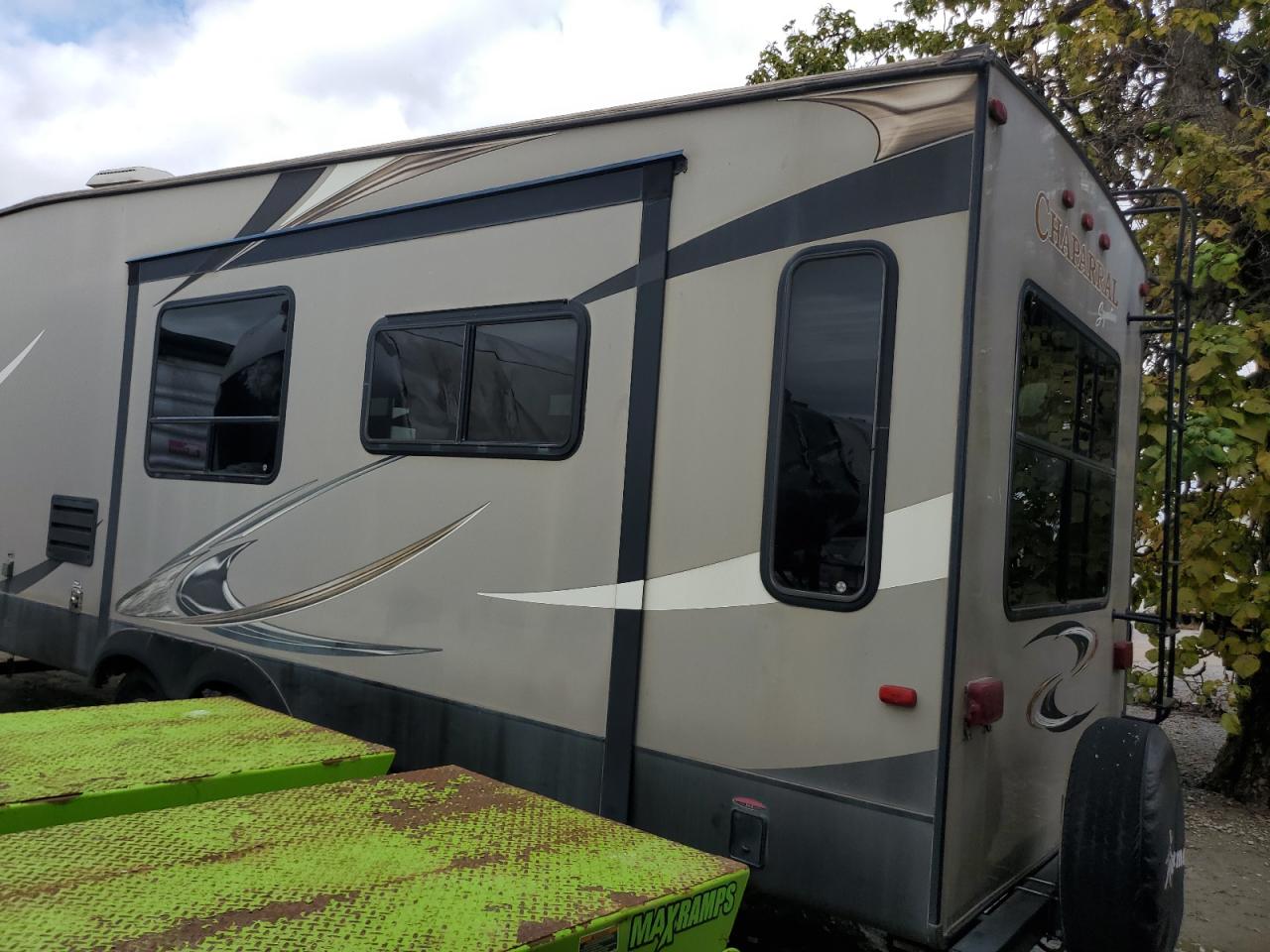 Chaparral Trailer Image 10