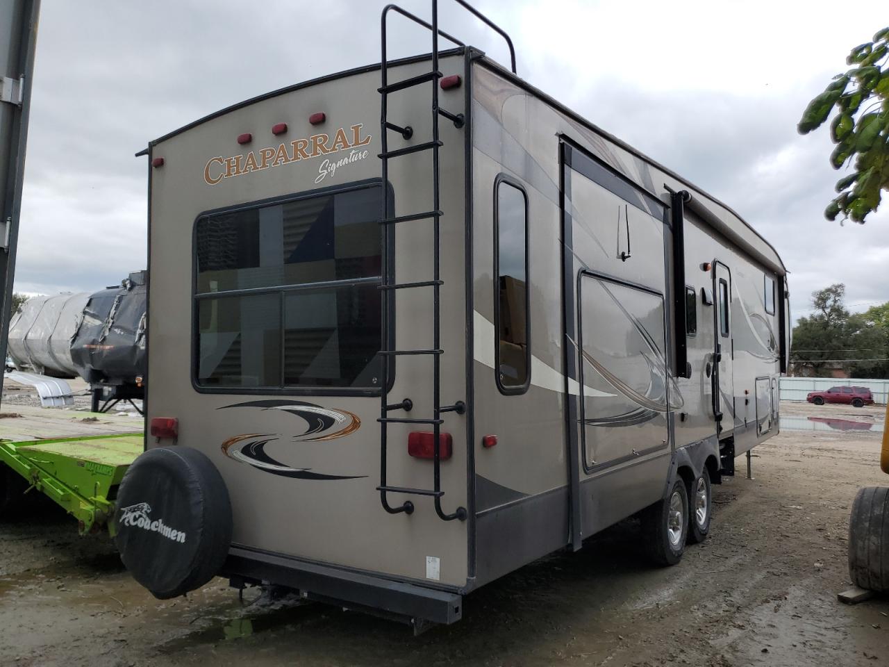 Chaparral Trailer Image 4