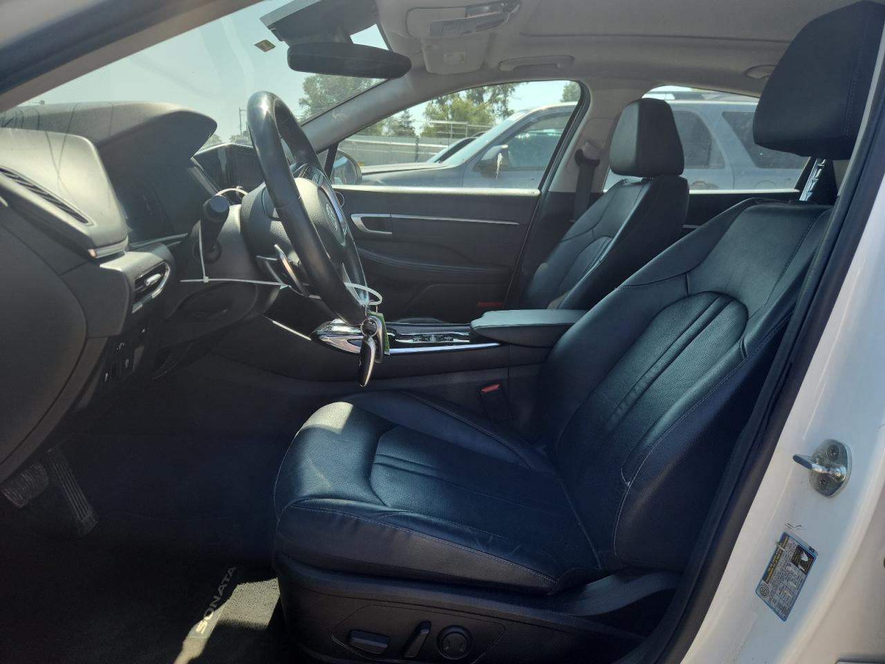 Hyundai SONATA Limited Image 12