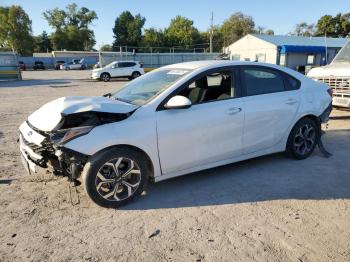  Salvage Kia Forte