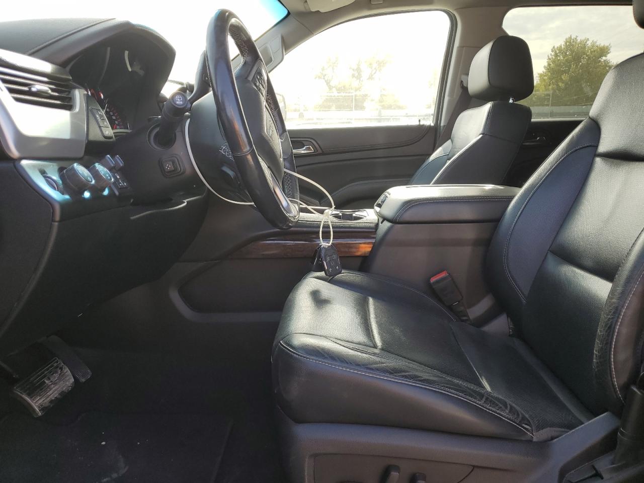 GMC Yukon Slt Image 2