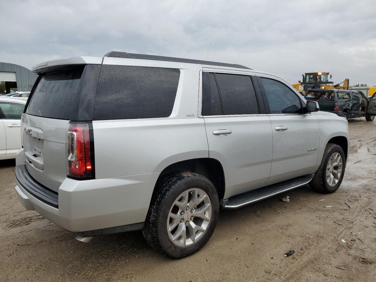 GMC Yukon Slt Image 3