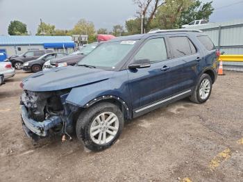  Salvage Ford Explorer