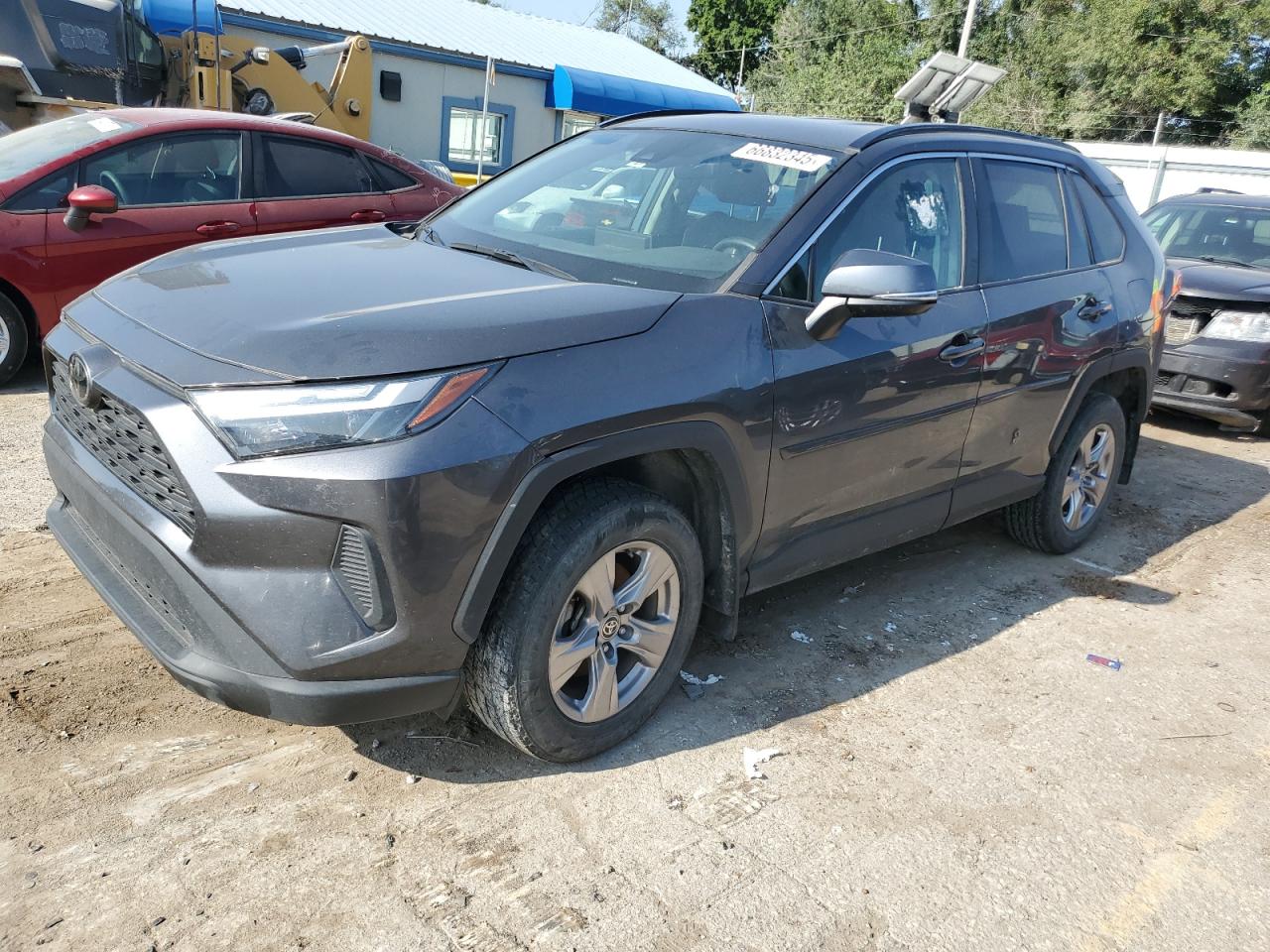 Toyota RAV4 Xle Image 1