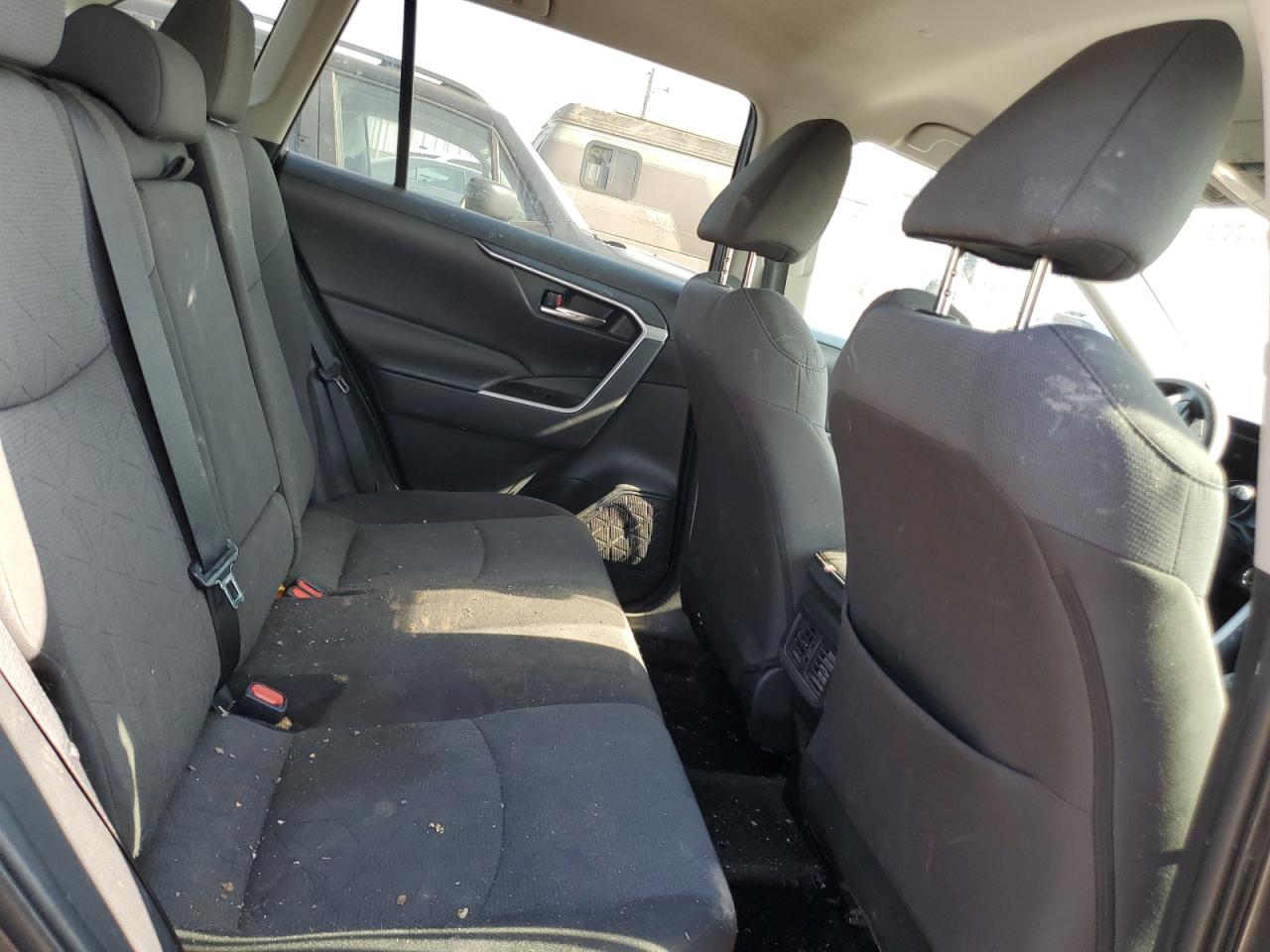 Toyota RAV4 Xle Image 7