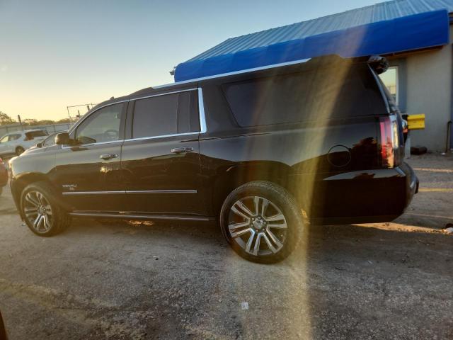 GMC Yukon Denali Image 8
