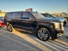 GMC Yukon Denali Image 3